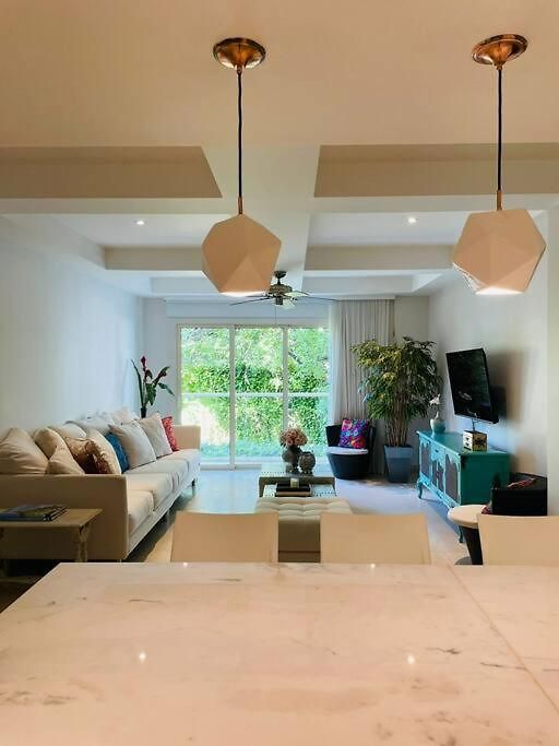 Modern Comfort - Spacious 2br In Walled Cartagena