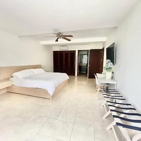Modern Comfort - Spacious 2br In Walled * Cartagena