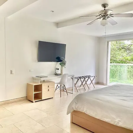 Modern Comfort - Spacious 2br In Walled Cartagena