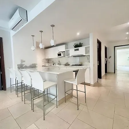 Apartamento Modern Comfort - Spacious 2br In Walled
