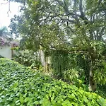 Modern Comfort - Spacious 2Br In Walled City