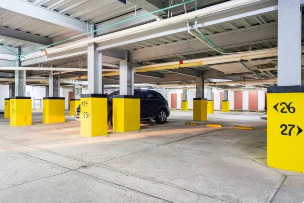 Modern Comfort - Spacious 2br In Walled *