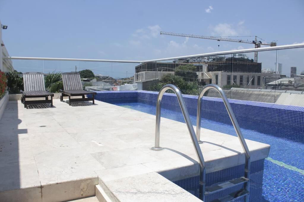 Apartment Modern Comfort - Spacious 2br In Walled *