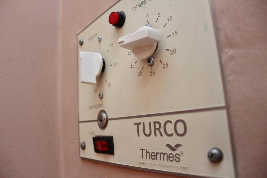 Modern Comfort - Spacious 2br In Walled Apartment Cartagena