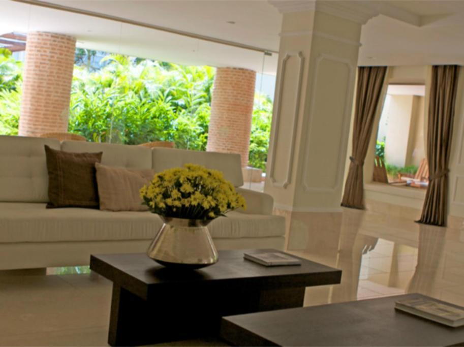 Modern Comfort - Spacious 2br In Walled *